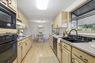 12670 NW Filbert St, Portland, OR 97229 - Photo 14