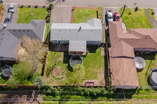 3058 NE Follett St, Roseburg, OR 97470 - Photo 34