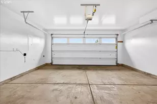 6745 SE Genrosa St, Hillsboro, OR 97123 - Photo 34