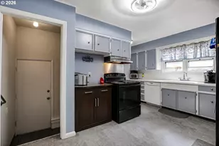 2918 SE 143rd Ave, Portland, OR 97236 - Photo 6