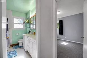 2918 SE 143rd Ave, Portland, OR 97236 - Photo 10