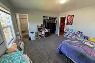 911 Division Ave, La Grande, OR 97850 - Photo 10