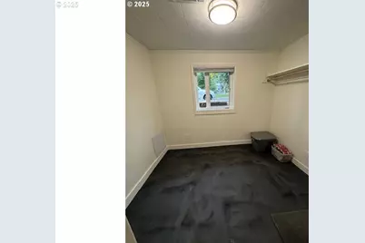 911 Division Ave, La Grande, OR 97850 - Photo 26