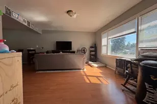 911 Division Ave, La Grande, OR 97850 - Photo 6