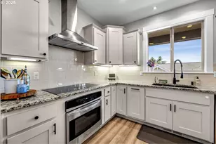 2217 NW 110th Cir, Vancouver, WA 98685 - Photo 14