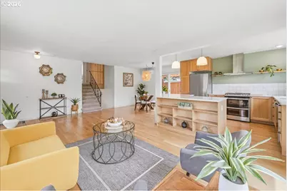 9005 N Central St, Portland, OR 97203 - Photo 8