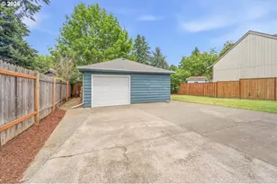 9005 N Central St, Portland, OR 97203 - Photo 38