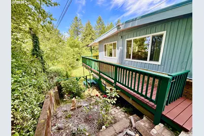 17812 Aqua Vista Ln, Brookings, OR 97415 - Photo 10