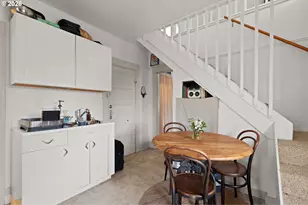 942 SE 16th Ave, Portland, OR 97214 - Photo 8