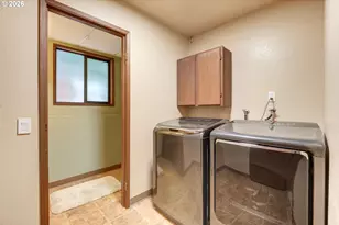 12826 NE 184th Ct, Bothell, WA 98011 - Photo 14