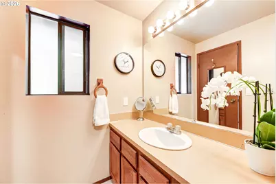 12826 NE 184th Ct, Bothell, WA 98011 - Photo 10