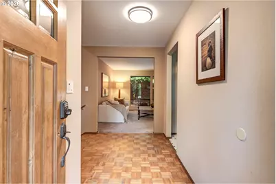 12826 NE 184th Ct, Bothell, WA 98011 - Photo 2