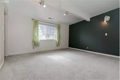 1755 E 43rd Ave, Eugene, OR 97405 - Photo 24