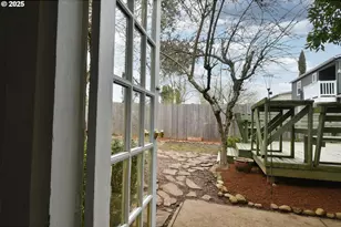 4405 NE Cesar E Chavez Blvd, Portland, OR 97211 - Photo 32