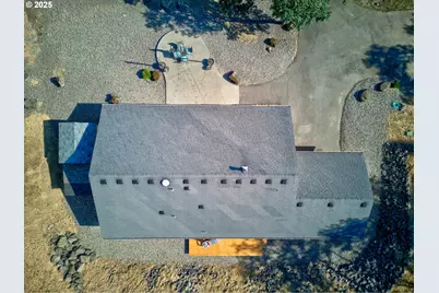 941 Colonial Rd, Roseburg, OR 97471 - Photo 42