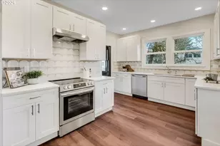 2534 SE 18th Ave, Portland, OR 97202 - Photo 12