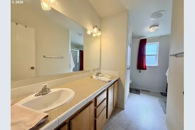 200 NE Oregon Ave, Irrigon, OR 97844 - Photo 14