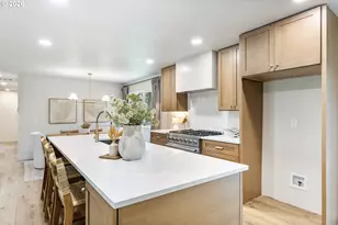 14050 SW Wilson Dr, Beaverton, OR 97008 - Photo 16