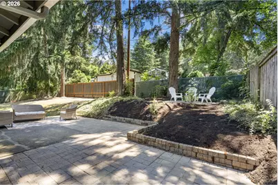 14050 SW Wilson Dr, Beaverton, OR 97008 - Photo 40