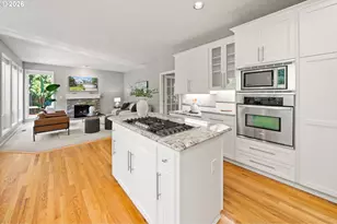 4896 Hastings Dr, Lake Oswego, OR 97035 - Photo 10
