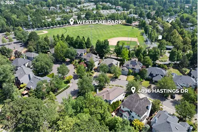 4896 Hastings Dr, Lake Oswego, OR 97035 - Photo 36