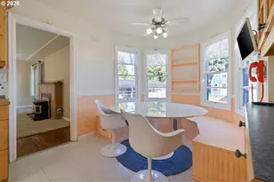 726 NE 3rd Ave, Hillsboro, OR 97124 - Photo 24