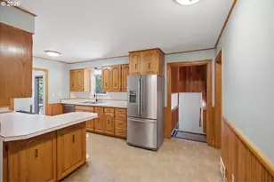 940 Oak Terrace, Sweet Home, OR 97386 - Photo 14