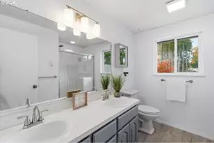 103 Kingsley Dr, Castle Rock, WA 98611 - Photo 24