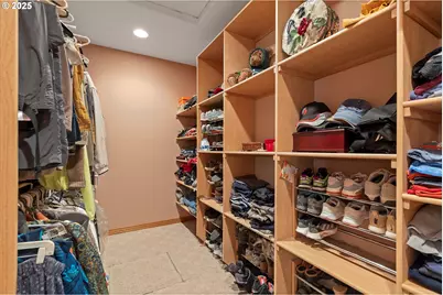 20898 NE McCormick Hill Rd, Hillsboro, OR 97123 - Photo 28