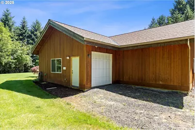 20898 NE McCormick Hill Rd, Hillsboro, OR 97123 - Photo 42
