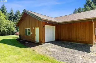 20898 NE McCormick Hill Rd, Hillsboro, OR 97123 - Photo 42