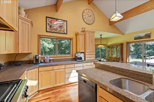 20898 NE McCormick Hill Rd, Hillsboro, OR 97123 - Photo 16