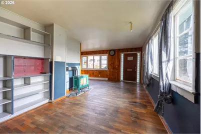 764 NE Nash St, Roseburg, OR 97470 - Photo 8