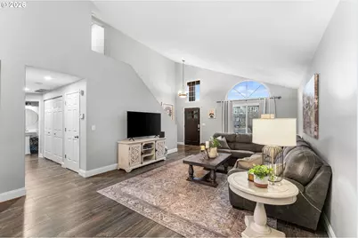 2512 NW Logan St, Camas, WA 98607 - Photo 4