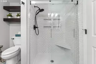 2512 NW Logan St, Camas, WA 98607 - Photo 36