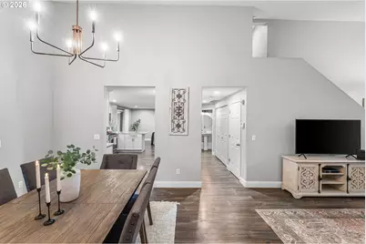 2512 NW Logan St, Camas, WA 98607 - Photo 8