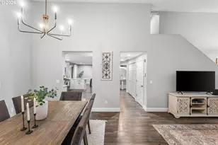 2512 NW Logan St, Camas, WA 98607 - Photo 8