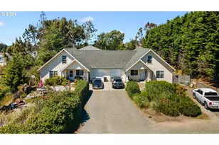 1123 S Morrison St, Coos Bay, OR 97420 - Photo 1