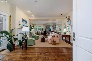 2172 SW Park Pl, Portland, OR 97205 - Photo 10