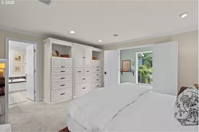 14635 Uplands Dr, Lake Oswego, OR 97034 - Photo 16