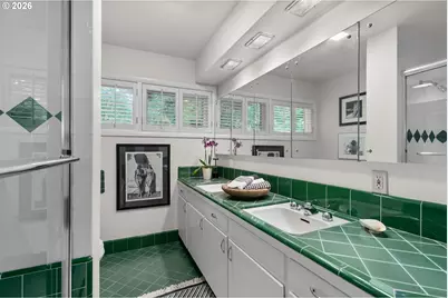 14635 Uplands Dr, Lake Oswego, OR 97034 - Photo 22