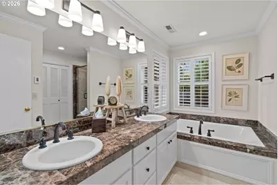 14635 Uplands Dr, Lake Oswego, OR 97034 - Photo 22