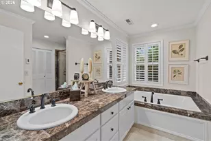 14635 Uplands Dr, Lake Oswego, OR 97034 - Photo 22