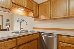 1516 SW Harbor Dr, McMinnville, OR 97128 - Photo 8