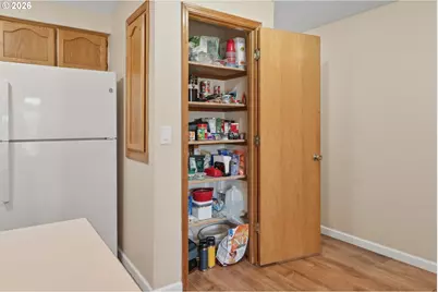 1516 SW Harbor Dr, McMinnville, OR 97128 - Photo 10