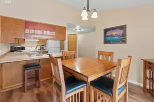 1516 SW Harbor Dr, McMinnville, OR 97128 - Photo 12