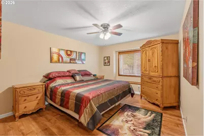 1516 SW Harbor Dr, McMinnville, OR 97128 - Photo 14