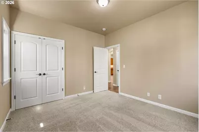 225 Pebble Beach Dr, Creswell, OR 97426 - Photo 28