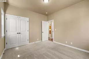 225 Pebble Beach Dr, Creswell, OR 97426 - Photo 28