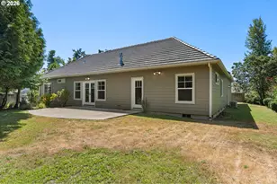 225 Pebble Beach Dr, Creswell, OR 97426 - Photo 36